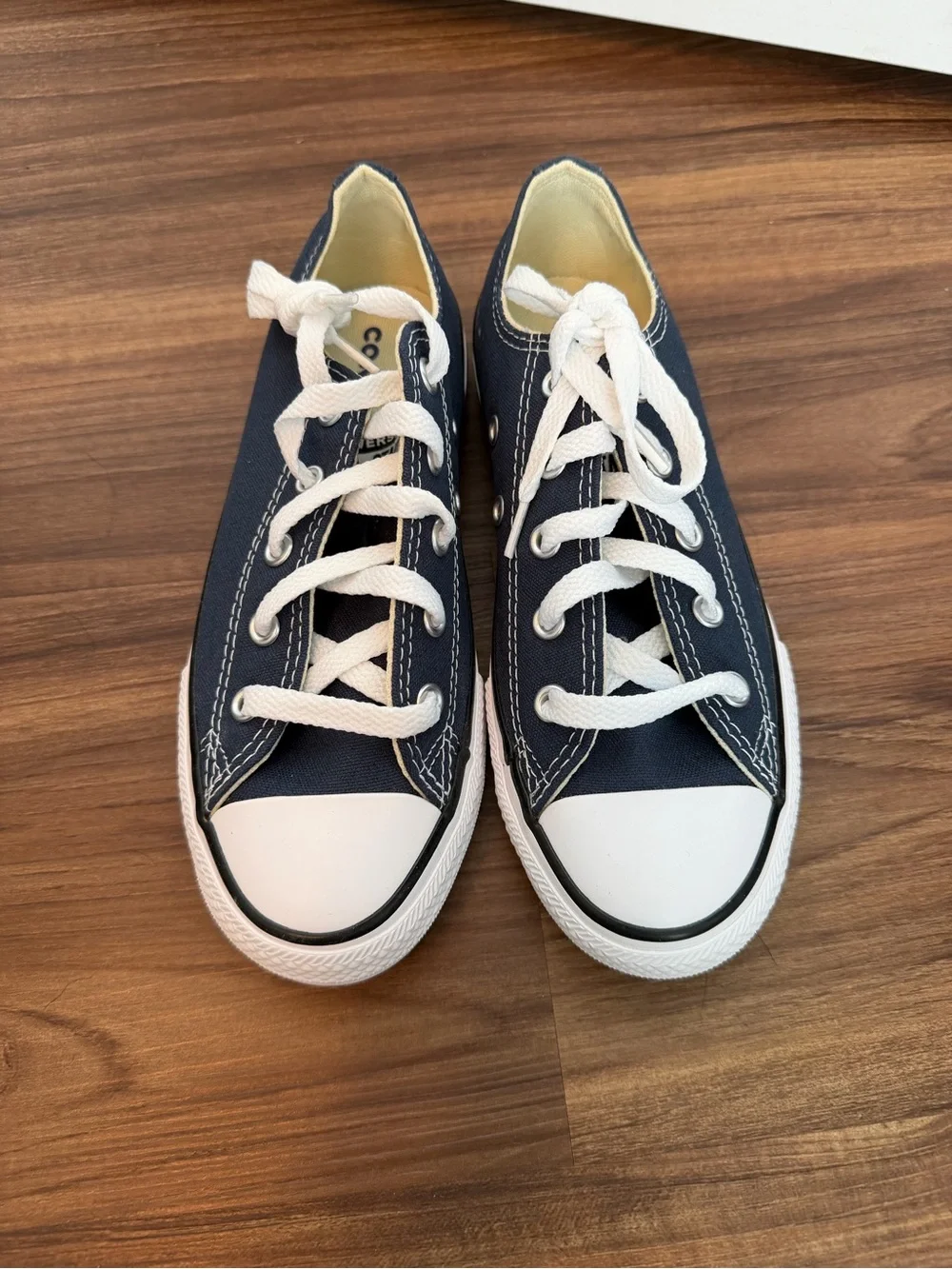 Converse Kids Low-Top Sneakers in Navy and White